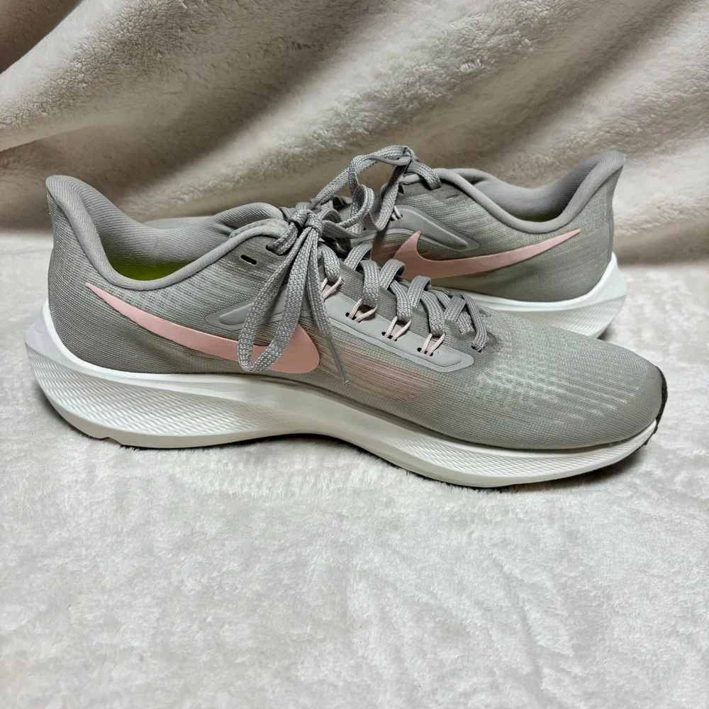 Nike Womens Air Zoom Pegasus 39 Running Shoes Size 10 Gray‎ Pink DH4072-003